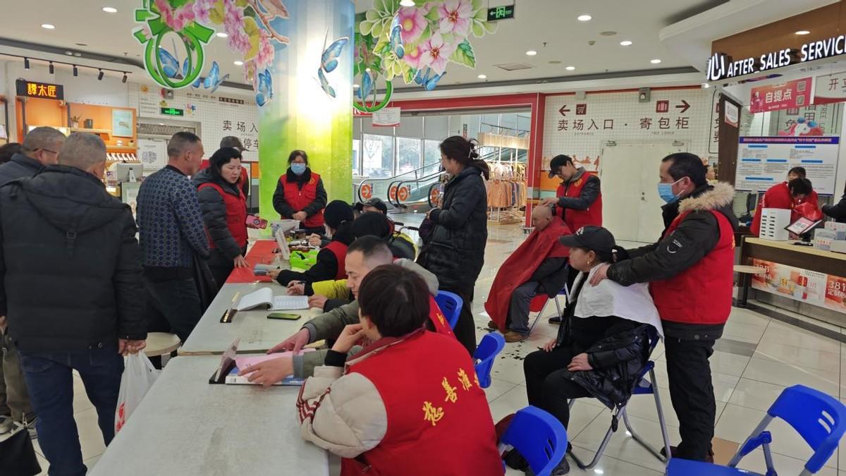 淮安经开区残联开展“学雷锋日”志愿服务活动(图3)